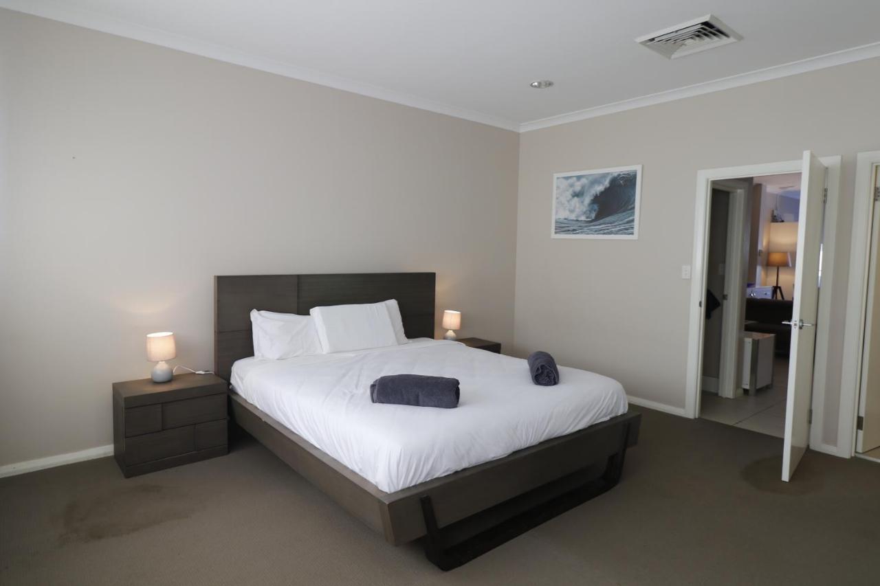 Yallingup Beach Resort Bagian luar foto